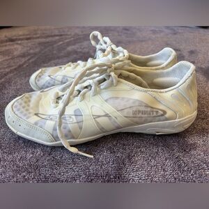 Nfinity White Women's Cheer Shoes W/Carrying Case